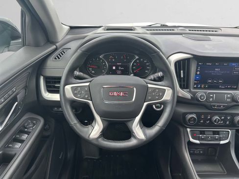 Used 2023 GMC Terrain SLT w/ Infotainment Package II image 12