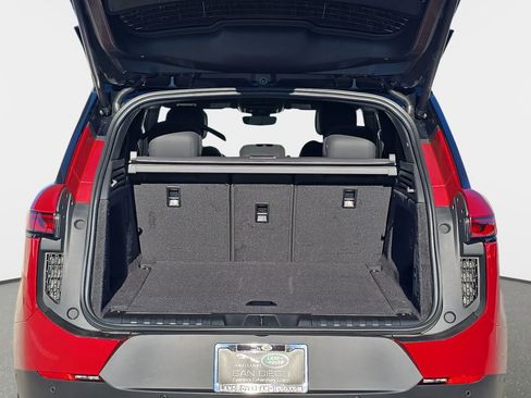 New 2026 Land Rover Range Rover Sport SE image 12