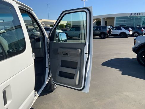Used 2009 Ford E-150 and Econoline 150 Wagon image 22