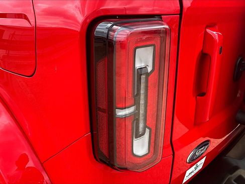 Used 2024 Ford Bronco Outer Banks image 28