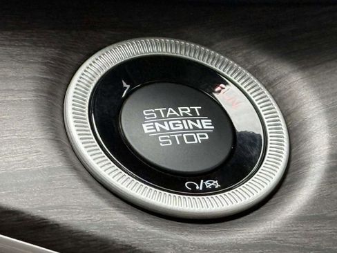 Used 2023 Jeep Grand Cherokee 4WD 4xe w/ Luxury Tech Group II image 27