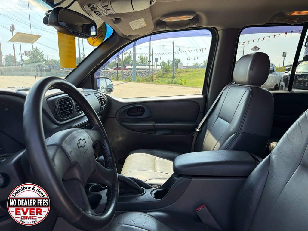 Used 2004 Chevrolet TrailBlazer LT w/ LT Preferred Equipment Group AWD/4WD image 21