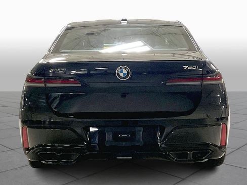Used 2025 BMW 760i xDrive 760i xDrive image 4