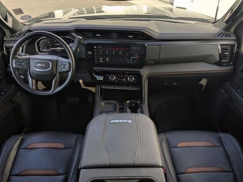 Used 2024 GMC Sierra 2500 AT4 w/ Snow Plow Prep/Camper Package AWD/4WD image 18