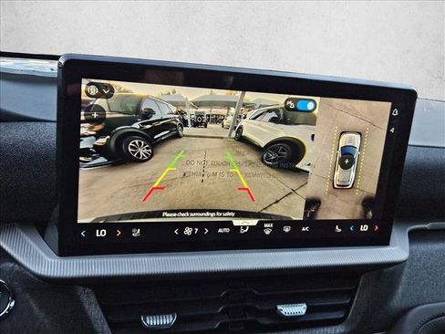 New 2026 Ford Explorer Platinum image 18