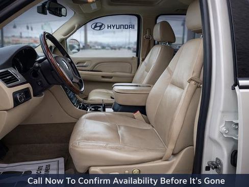 Used 2009 Cadillac Escalade ESV AWD image 10