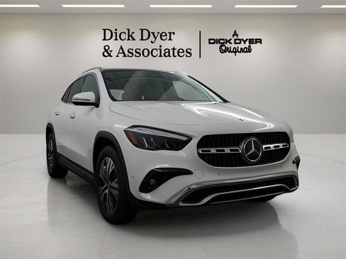 Used 2026 Mercedes-Benz GLA 250 image 9