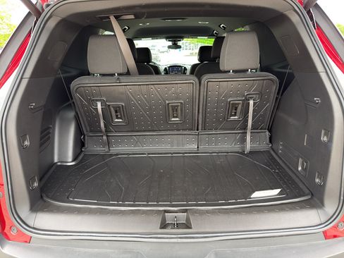 Used 2023 Chevrolet Traverse LT w/ LPO, Floor Liner Package AWD/4WD image 40