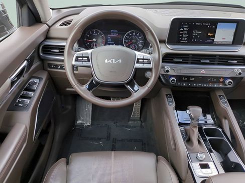 Used 2022 Kia Telluride SX image 15
