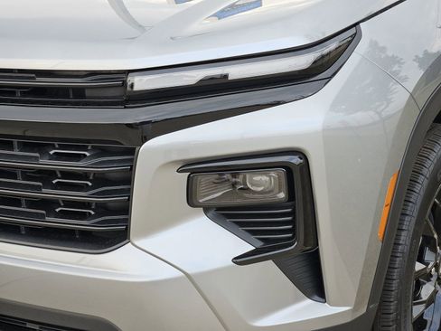 New 2026 Chevrolet Traverse LT FWD image 11