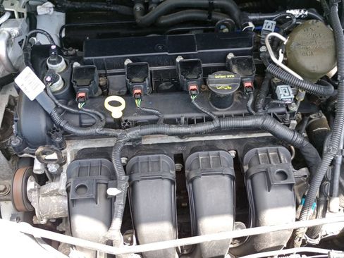 Used 2014 Ford Focus SE FWD image 24