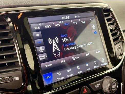 Used 2020 Jeep Grand Cherokee Altitude image 14