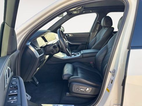 Used 2023 BMW X5 sDrive40i w/ M Sport Package image 21