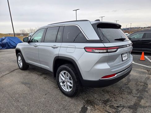 New 2025 Jeep Grand Cherokee Laredo X image 6