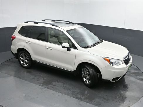 Used 2016 Subaru Forester 2.5i Touring w/ Eyesight & Navigation System image 42