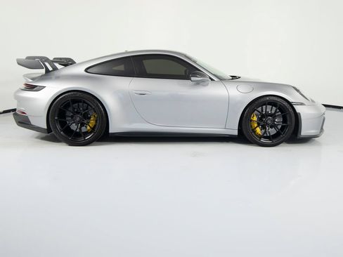 Certified 2022 Porsche 911 GT3 RWD image 12