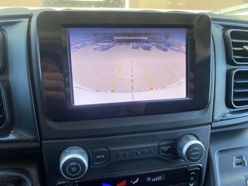Used 2025 RAM ProMaster 2500 FWD image 15