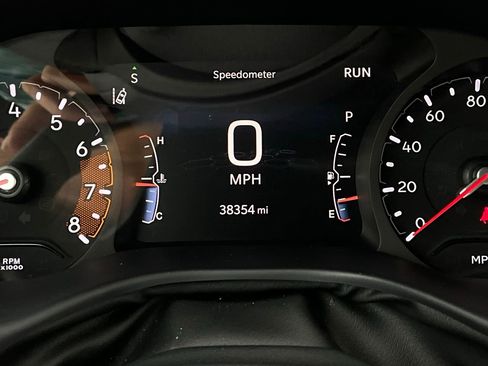 Used 2025 Jeep Compass Latitude image 38