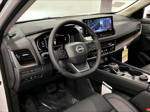 New 2025 Nissan Rogue Platinum AWD/4WD image 7