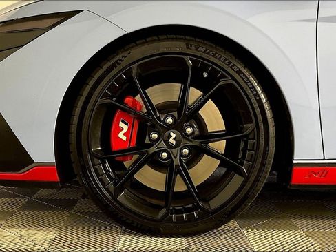 Used 2025 Hyundai Elantra N FWD image 8