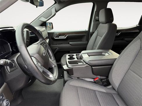 Used 2023 Chevrolet Silverado 1500 RST image 9