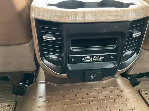 Used 2020 RAM 3500 Limited AWD/4WD image 30