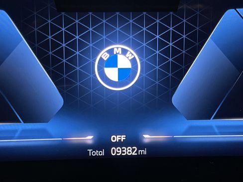 Used 2025 BMW X1 xDrive28i w/ Premium Package image 22