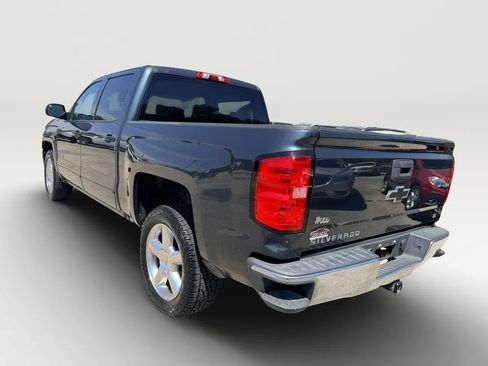 Used 2018 Chevrolet Silverado 1500 LT w/ Texas Edition RWD image 2