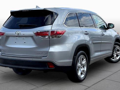 Used 2015 Toyota Highlander Limited Platinum image 10