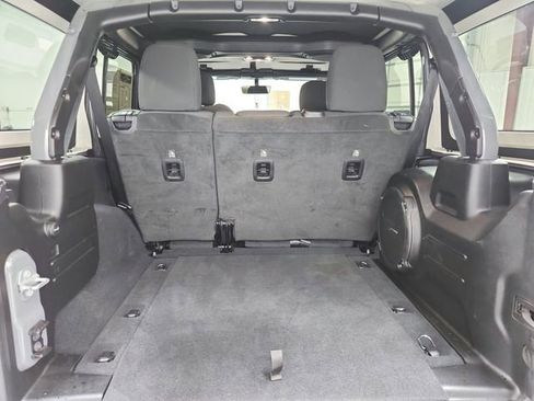 Used 2023 Jeep Wrangler Sahara w/ Cold Weather Group image 43