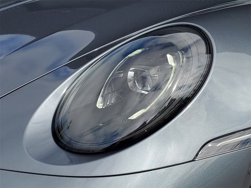 Used 2025 Porsche 911 Carrera 4 GTS image 15