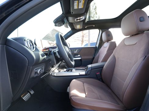 New 2026 Mercedes-Benz GLB 250 4MATIC image 37