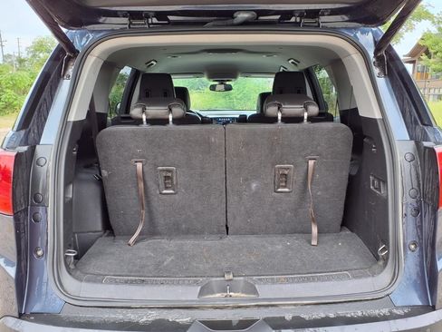 Used 2019 GMC Acadia SLT AWD/4WD image 10