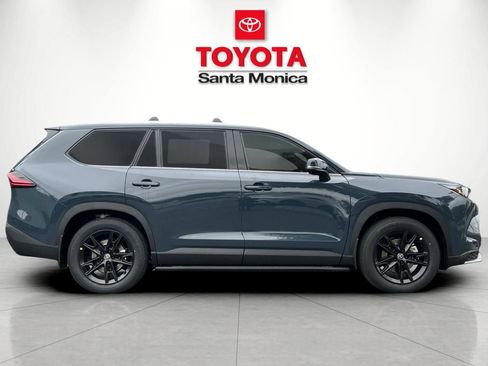 New 2026 Toyota Grand Highlander AWD Hybrid image 2