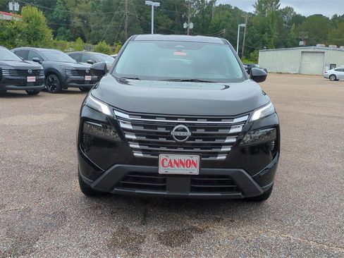 New 2026 Nissan Rogue SV image 8