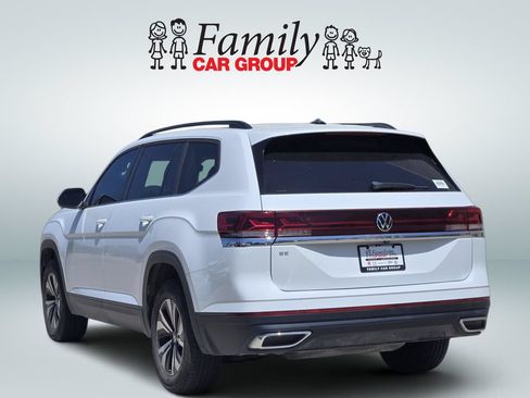Used 2024 Volkswagen Atlas SE FWD image 3