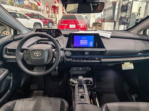 New 2026 Toyota Prius Plug-In Hybrid image 15