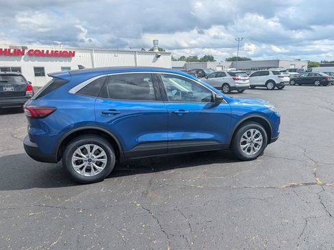 Used 2023 Ford Escape Active AWD/4WD image 8