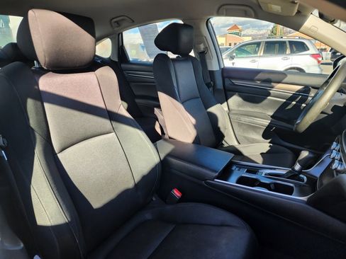 Used 2019 Honda Accord LX image 13