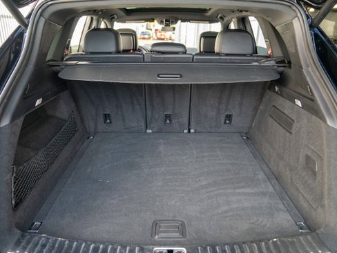 Used 2022 Porsche Cayenne image 35