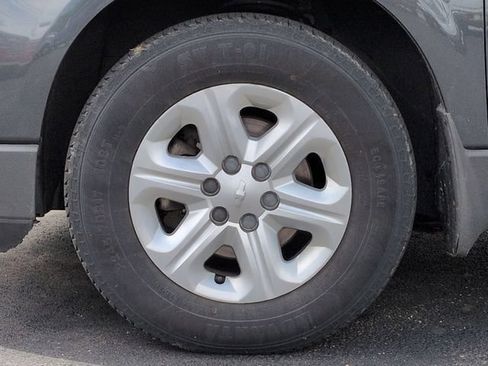Certified 2012 Chevrolet Traverse LS FWD image 10