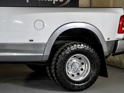 Used 2020 RAM 3500 Laramie image 12