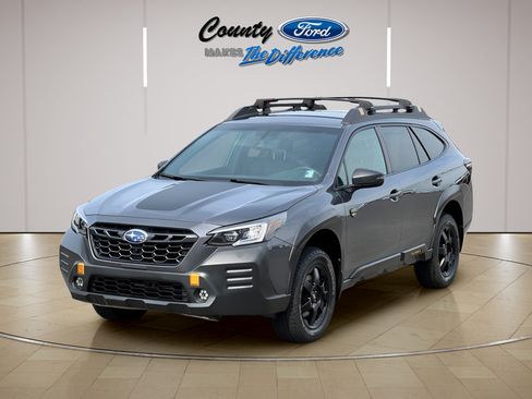 Used 2022 Subaru Outback Wilderness w/ Wilderness Package AWD/4WD image 2