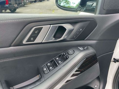 Used 2023 BMW X5 xDrive45e AWD/4WD image 20