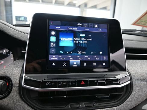 Used 2022 Jeep Compass Latitude image 24