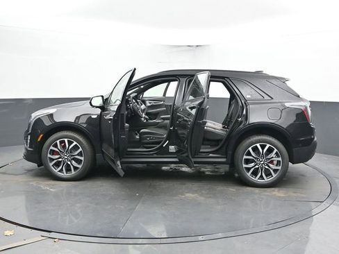 New 2026 Cadillac XT5 Sportv w/ LPO, Onyx Lite Package AWD/4WD image 49