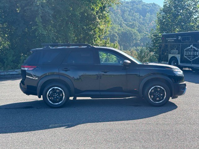 Used 2023 Nissan Pathfinder Rock Creek AWD/4WD image 22