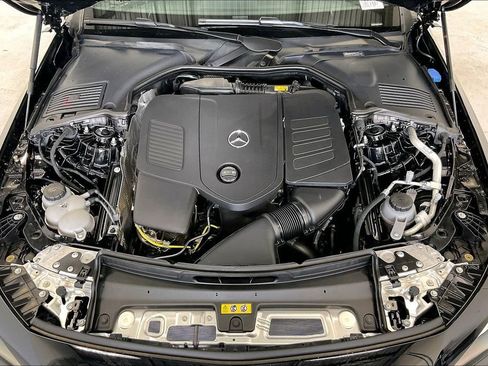 New 2026 Mercedes-Benz CLE 300 4MATIC Coupe image 16