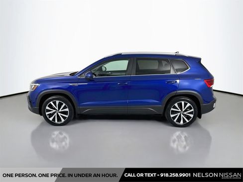 Used 2022 Volkswagen Taos SE AWD/4WD image 8