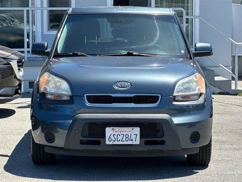 Used 2011 Kia Soul + w/ Audio Pkg FWD image 8